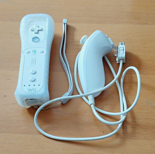 Nintendo wii remote nunchuk - wii,