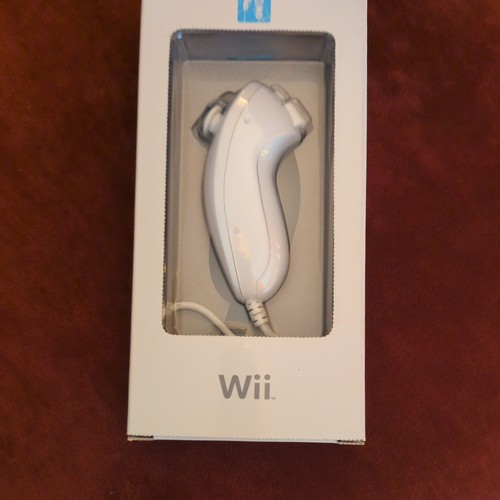 Nintendo wii nunchuk - nintendo,