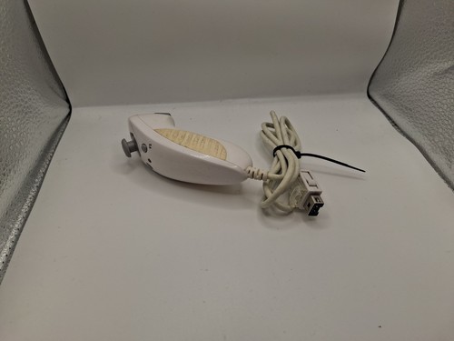 Nintendo wii nunchuck - nunchuck, in