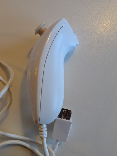 Nintendo wii nunchuk - wii,