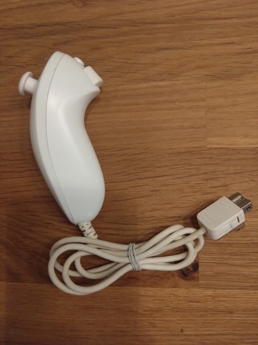 Original nintendo wii - wii, nunchuk